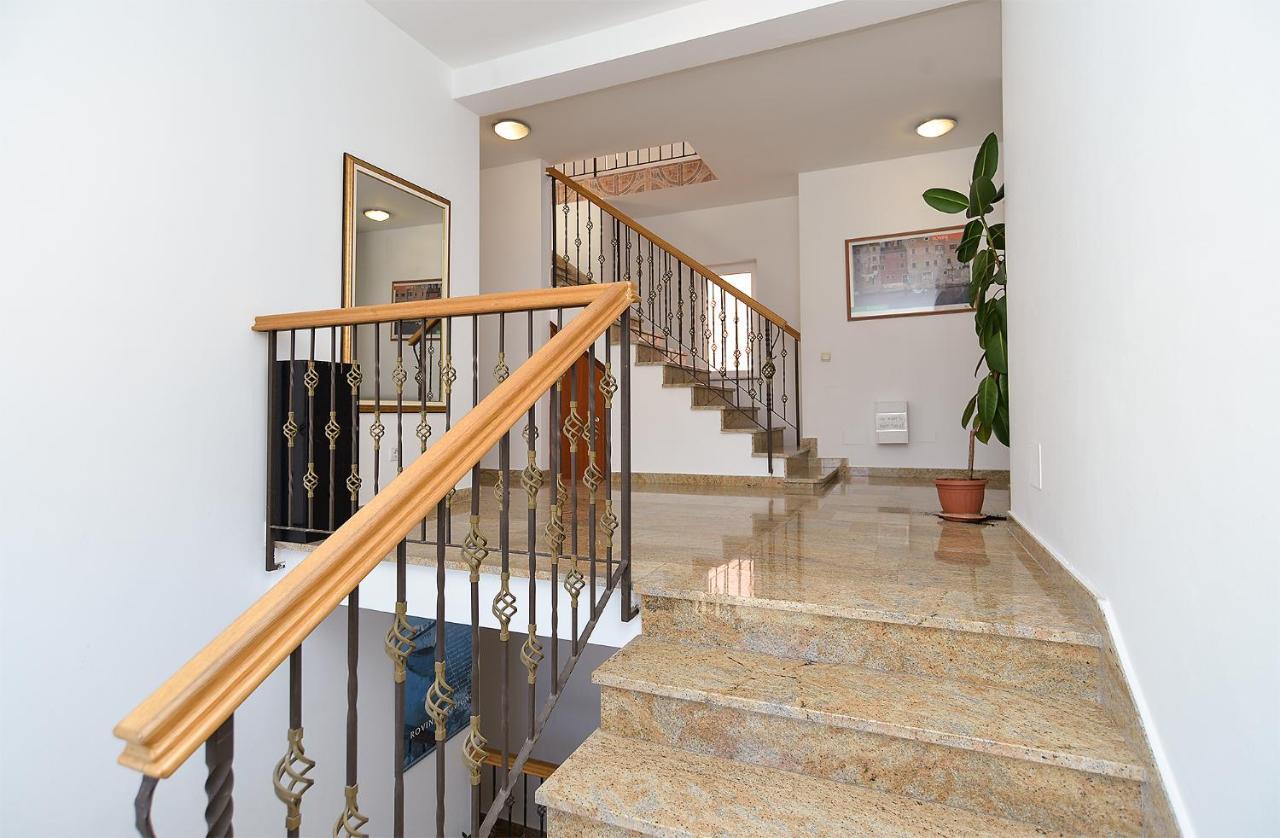 Apartments Martin 2224 Rovinj Exterior foto