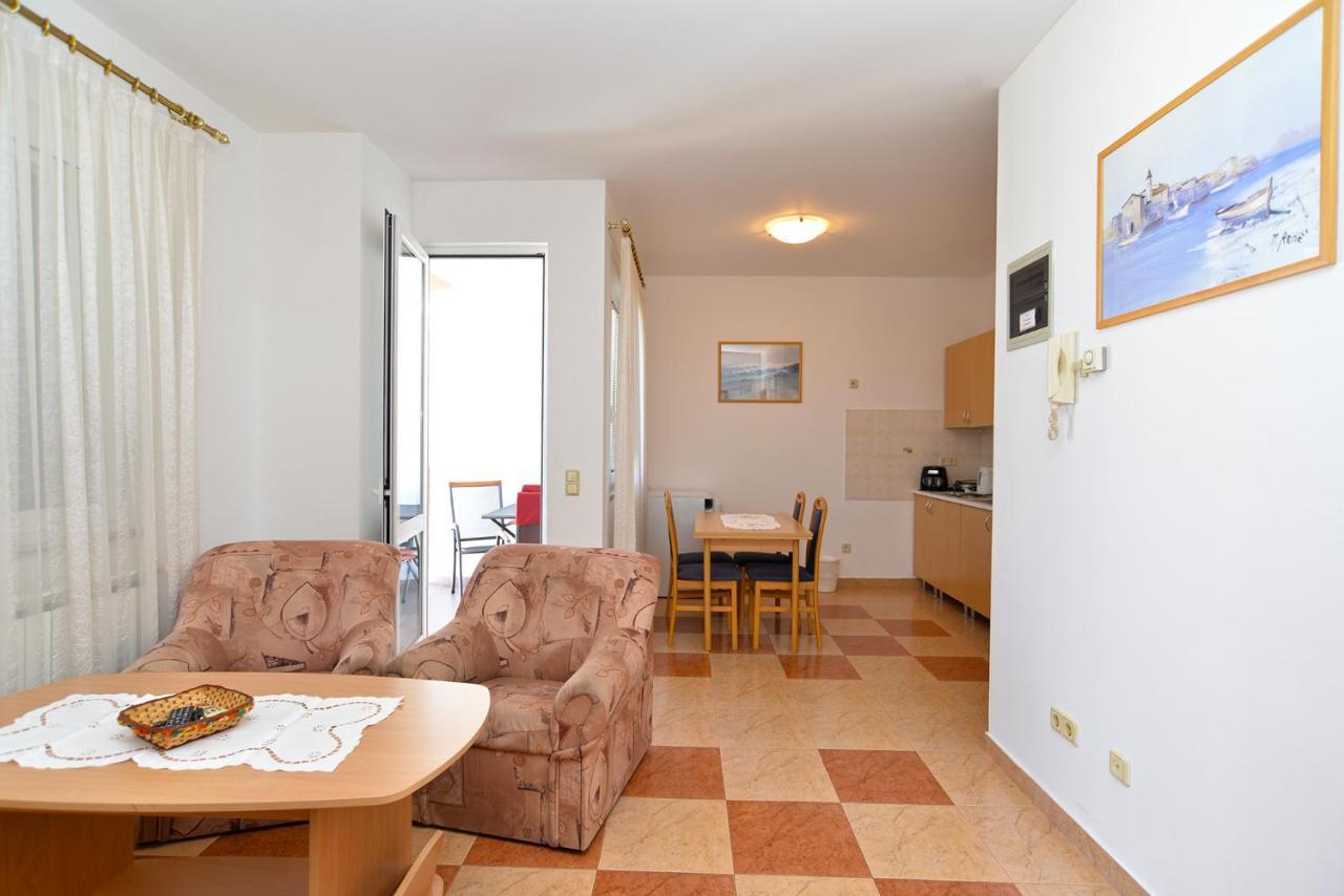 Apartments Martin 2224 Rovinj Exterior foto
